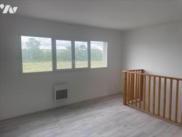 LOCAL COMMERCIAL DE 95 M² - NATIONALE 10