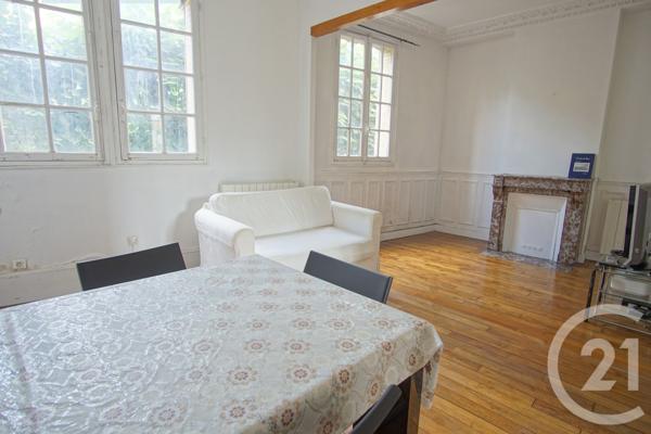 Appartement F3 à vendre  2 pièces - 41,76 m2 CHOISY LE ROI - 94