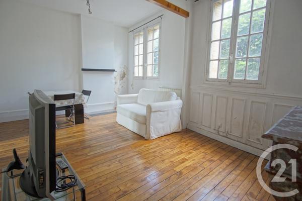 Appartement F3 à vendre  2 pièces - 41,76 m2 CHOISY LE ROI - 94