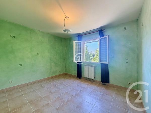 Maison à vendre  5 pièces - 106,74 m 2   CHATEAURENARD  - 13