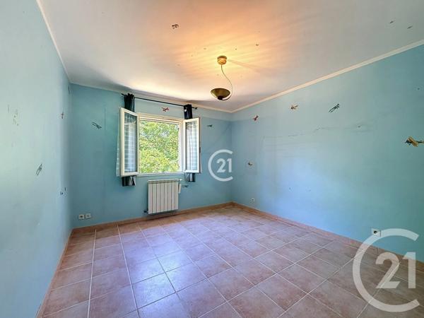 Maison à vendre  5 pièces - 106,74 m 2   CHATEAURENARD  - 13