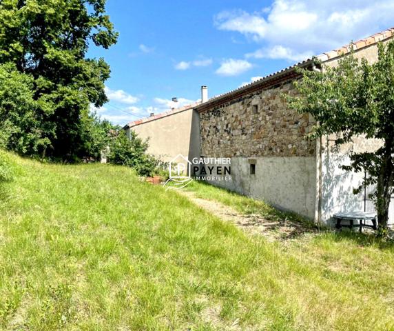 Maison en pierres à rénover