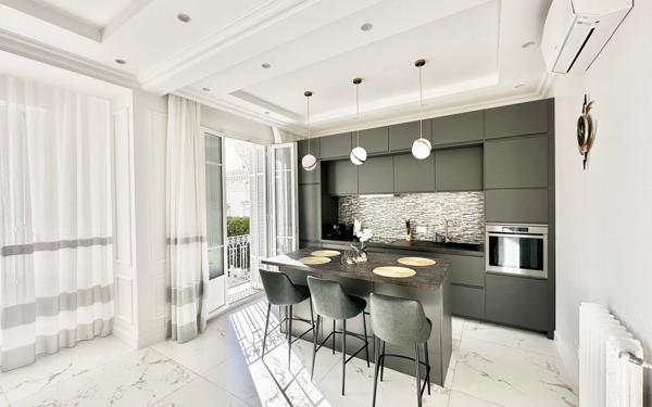 Appartement à vendre    3 pièces • 57,87 m2 Nice