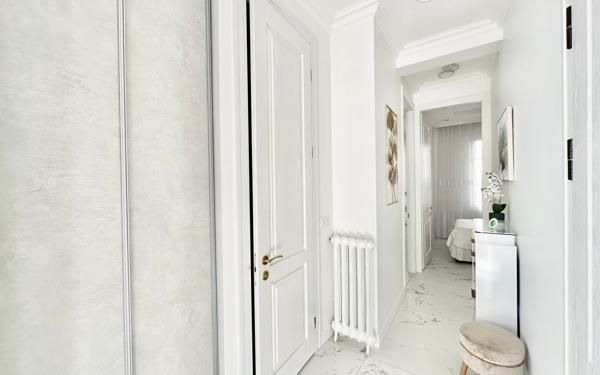 Appartement à vendre    3 pièces • 57,87 m2 Nice