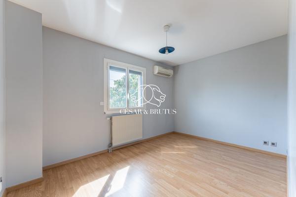 Maison Contemporaine de 108m2 sur Terrain de 600m2 et Double Garage – SAINTE FOY LÈS LYON