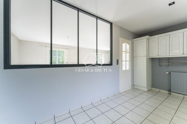 Maison Contemporaine de 108m2 sur Terrain de 600m2 et Double Garage – SAINTE FOY LÈS LYON