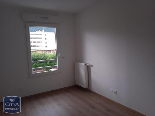 Appartement à louer 3 pièces 61.99m²