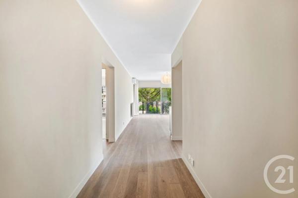 Appartement F3 à vendre  3 pièces - 58,14 m 2   NICE  - 06