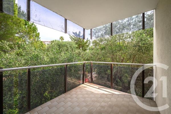 Appartement F3 à vendre  3 pièces - 58,14 m 2   NICE  - 06