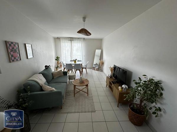 Appartement à louer 2 pièces 52.43m² Tours (37000)