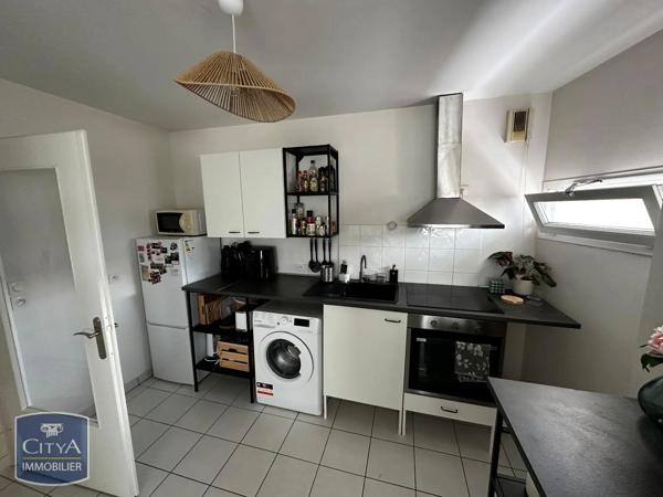 Appartement à louer 2 pièces 52.43m² Tours (37000)