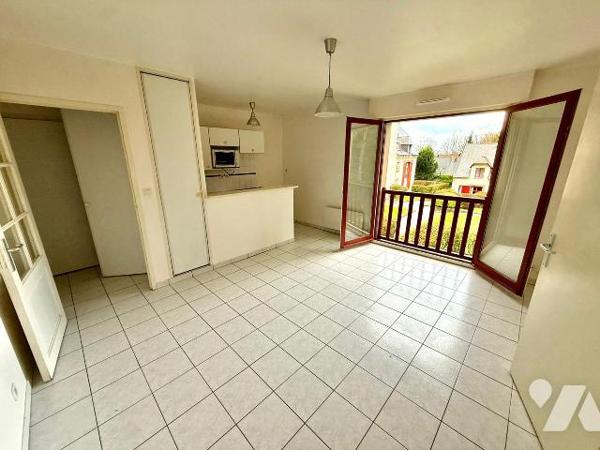 Appartement T2 / SAINT-SERVAN / LA BRIANTAIS

Situé au premier étage d'une résidence de stand...