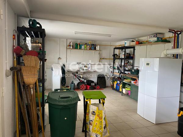 Maison à vendre à Nontron - 4 pièces, 3 chambres, excellent état