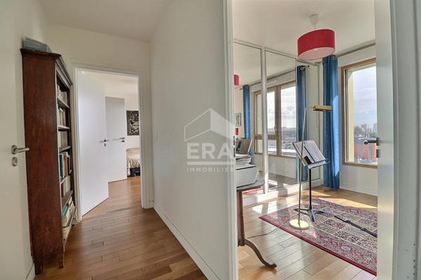 FRONT POPULAIRE ? EMBLÉMATIK ? 109 M² ? 12E ÉTAGE ? VUE SACRÉ-C?UR ? GRAND 3 PIÈCES ÉVOLUTIF
