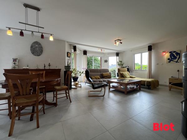 Maison 6 pièce(s)