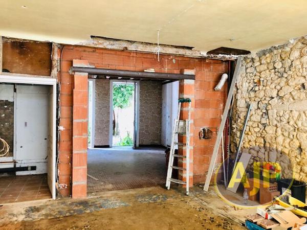 Vente immeuble Lesparre Medoc : 213 500 € - AJP Lesparre Immobilier