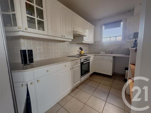 Appartement F3 à vendre  3 pièces - 62,69 m2 MARSEILLE - 13013