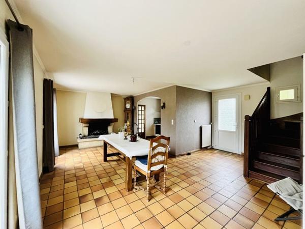 Maison à vendre 301 815 € Quéven 5 p 107 m² DPE D