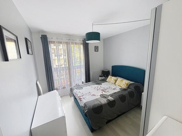 ISSY - ALLEE HENRI MATISSE- RODIN balcons-calme-résidence sécurisée