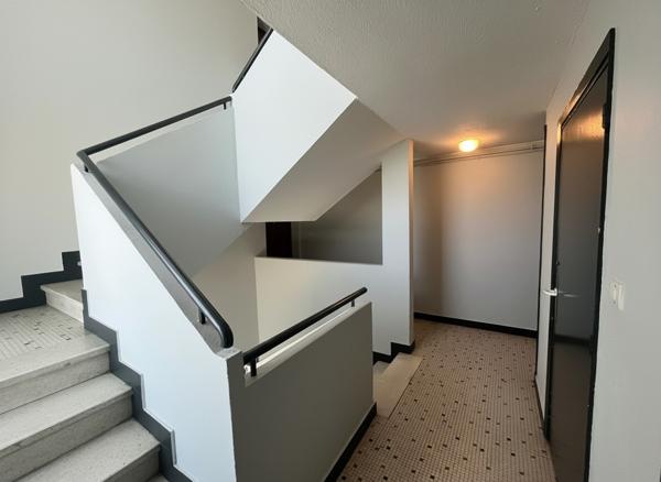 T3/4 avec parking ss et cave