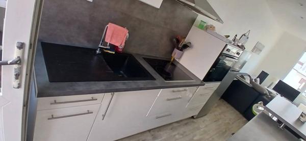 Appartement T3 cabine, terrasse, cour et garage