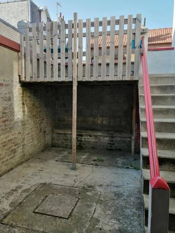 Appartement T3 cabine, terrasse, cour et garage