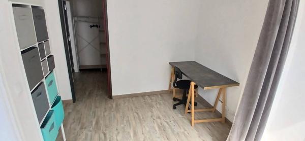 Appartement T3 cabine, terrasse, cour et garage