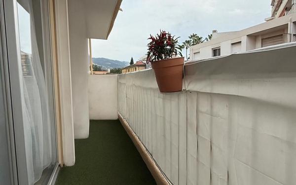 Appartement à vendre    2 pièces • 50,02 m2 Nice