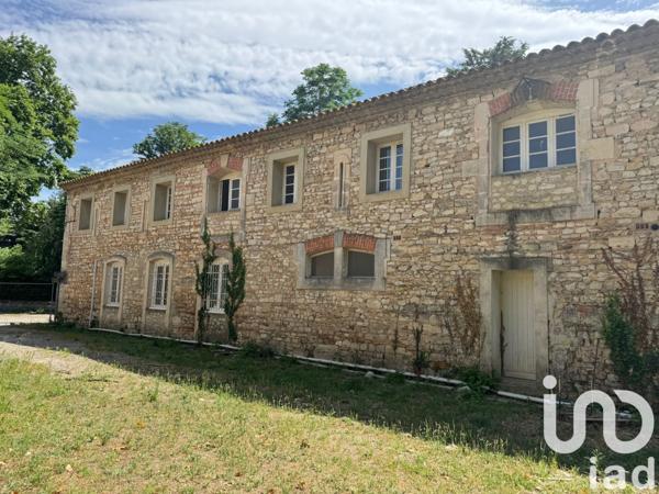 Immeuble à vendre 320 m² Nîmes-Saint-Césaire