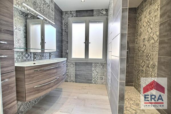 Maison à vendre à Saint Didier - 3 chambres - Piscine - Garage