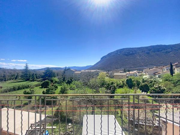 Appartement 4 pièces  avec terrasse à louer à Laragne-Monteglin - Ré