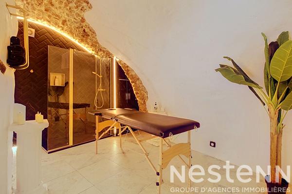 A VENDRE - IDEAL PLACEMENT - LOVE ROOM DRAGUIGNAN