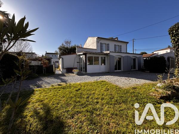 Maison à vendre 6 pièces 160 m² Meschers-sur-Gironde