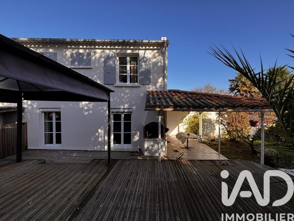 Maison à vendre 6 pièces 160 m² Meschers-sur-Gironde