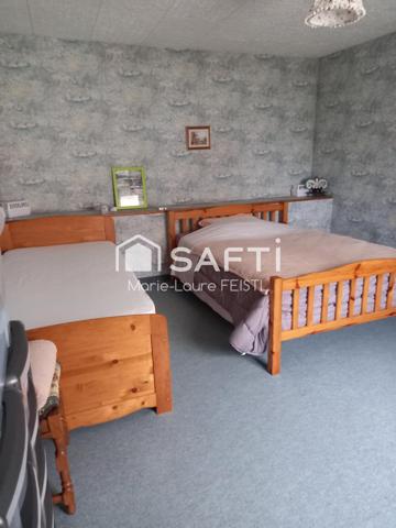 Corps de ferme très bien situé – Proche du Mans a seulement 44 km du Mans et 24 kms de Montoire  , proximité immédiate d’un centre commercial, ce corps de ferme offre de nombreuses possibilités dans un cadre calme et verdoyant.