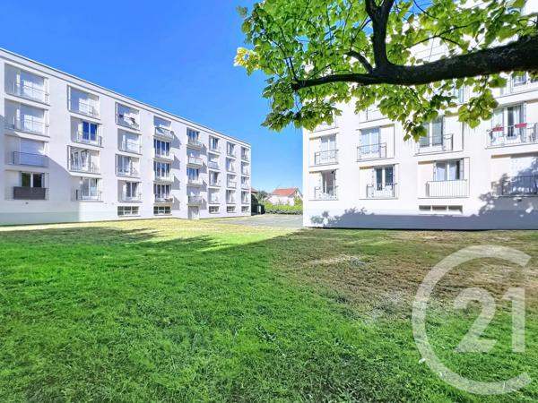 Appartement F2 à vendre  2 pièces - 45,86 m 2   CHOISY LE ROI  - 94