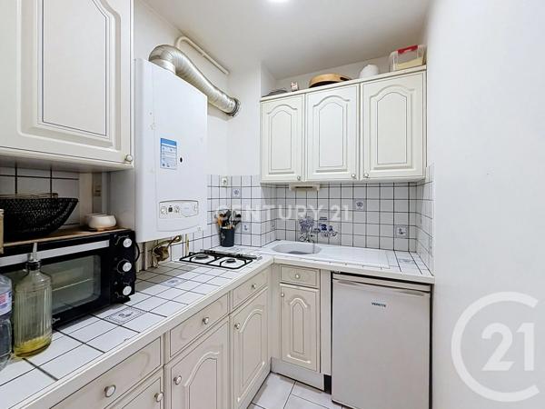 Appartement F1 à vendre  1 pièce - 27,02 m 2   NOISY LE GRAND  - 93