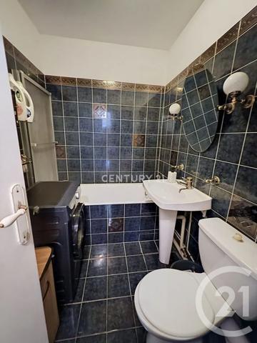 Appartement F1 à vendre  1 pièce - 27,02 m 2   NOISY LE GRAND  - 93