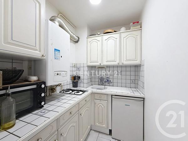 Appartement F1 à vendre  1 pièce - 27,02 m 2   NOISY LE GRAND  - 93