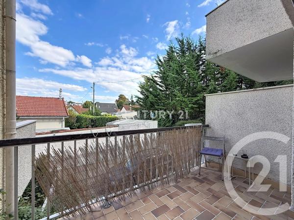 Appartement F1 à vendre  1 pièce - 27,02 m 2   NOISY LE GRAND  - 93