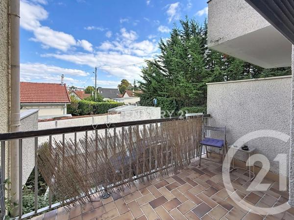 Appartement F1 à vendre  1 pièce - 27,02 m 2   NOISY LE GRAND  - 93