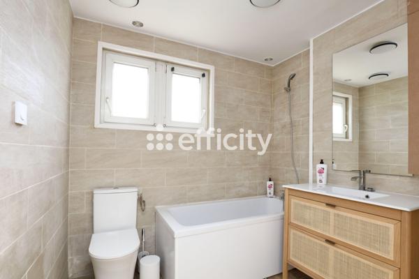 Maison 4 pièces - 105 m² Exclusivité efficity