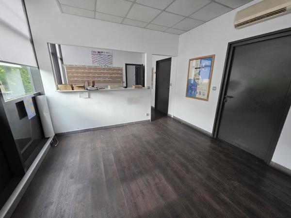 Entrepôts et Bureaux à BONDUES (59910)