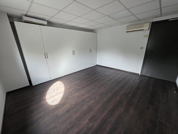 Entrepôts et Bureaux à BONDUES (59910)