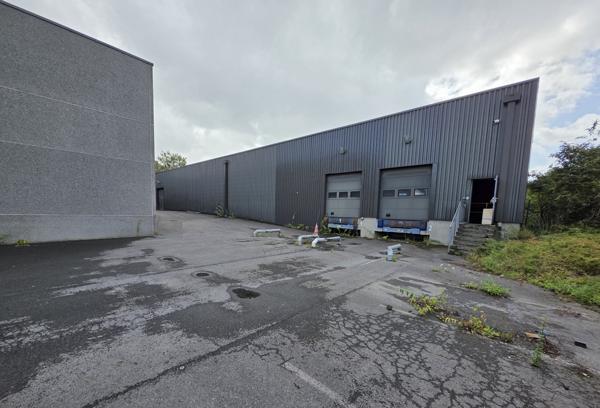 Entrepôts et Bureaux à BONDUES (59910)