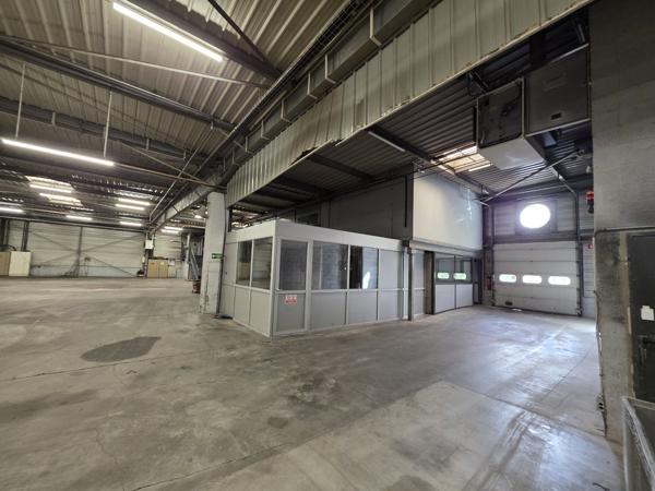 Entrepôts et Bureaux à BONDUES (59910)