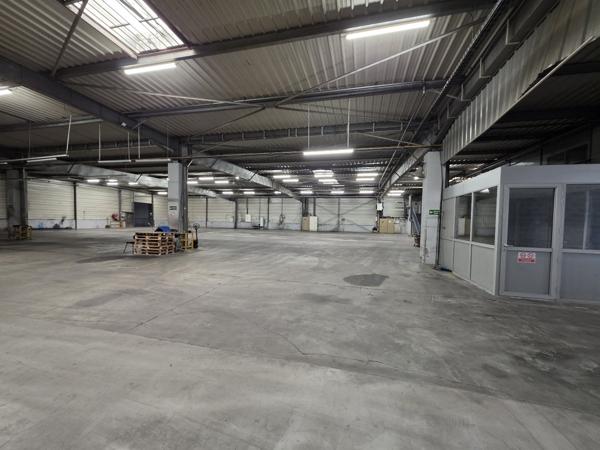 Entrepôts et Bureaux à BONDUES (59910)