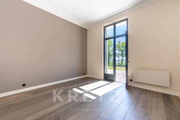 Propriété d'exception avec un parc de 1,6 hectares