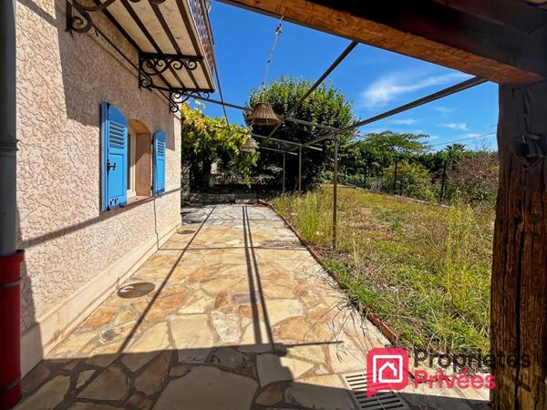 Rez-de-villa 181 m² avec jardin 300 m² - La Gaude