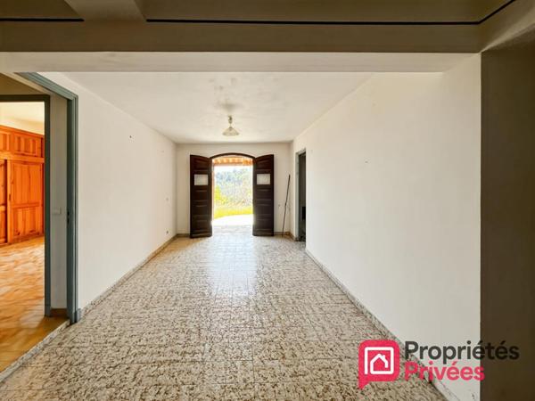 Rez-de-villa 181 m² avec jardin 300 m² - La Gaude